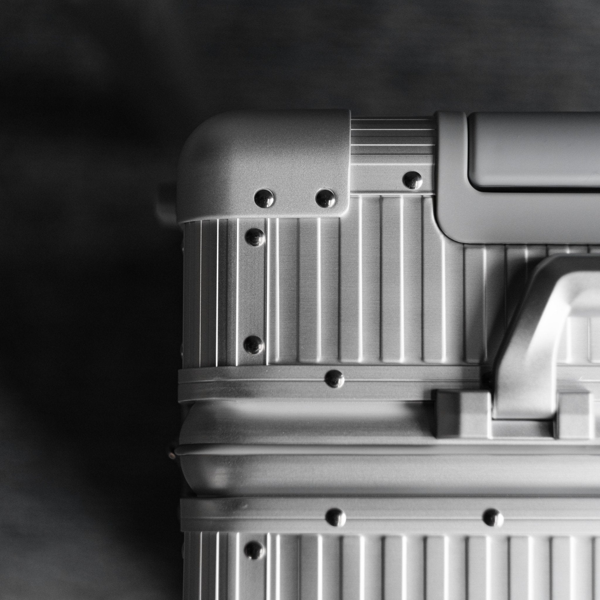 Aluminum Suitcase OP.13 (Silver) - OPUS