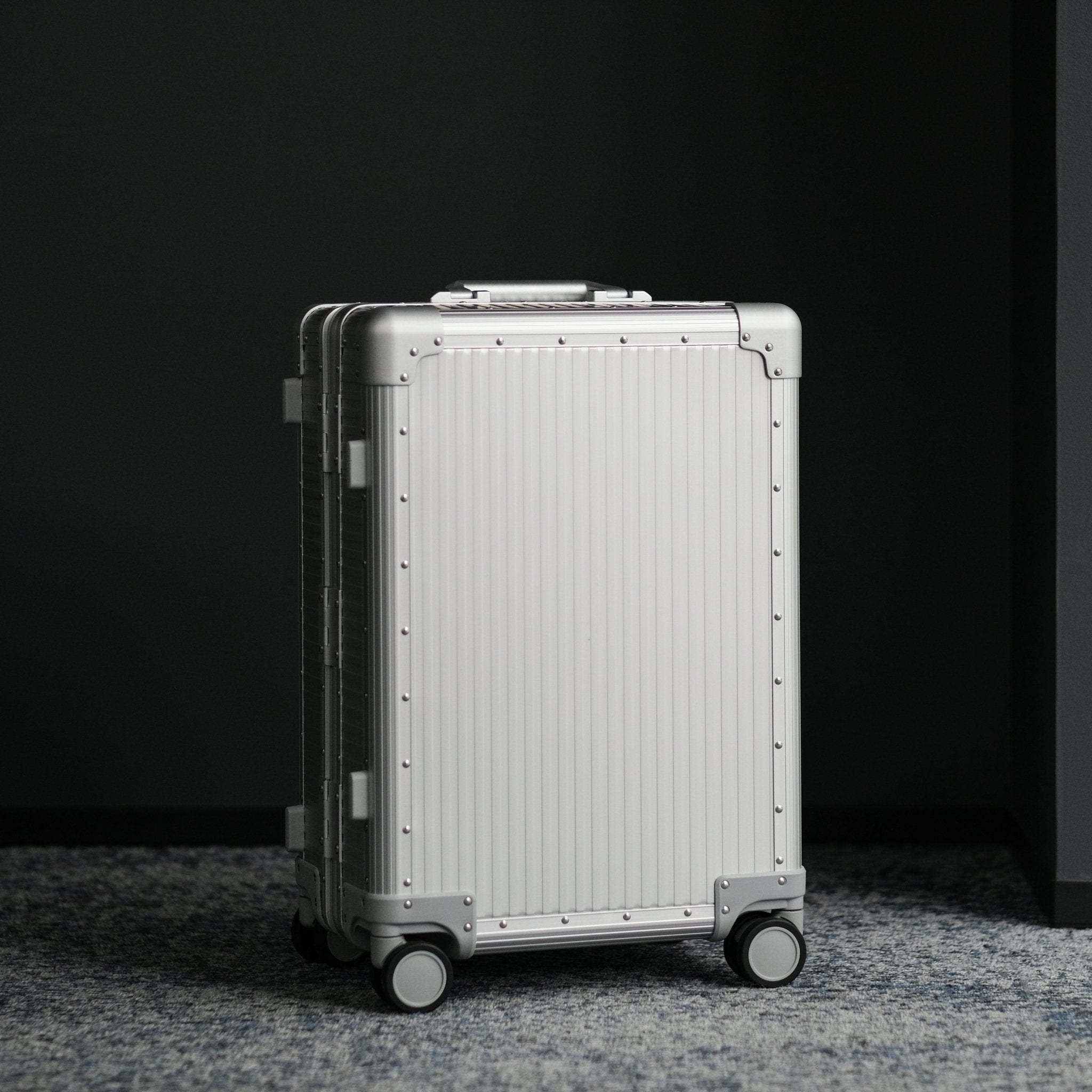 Aluminum Suitcase OP.13 (Silver) - OPUS