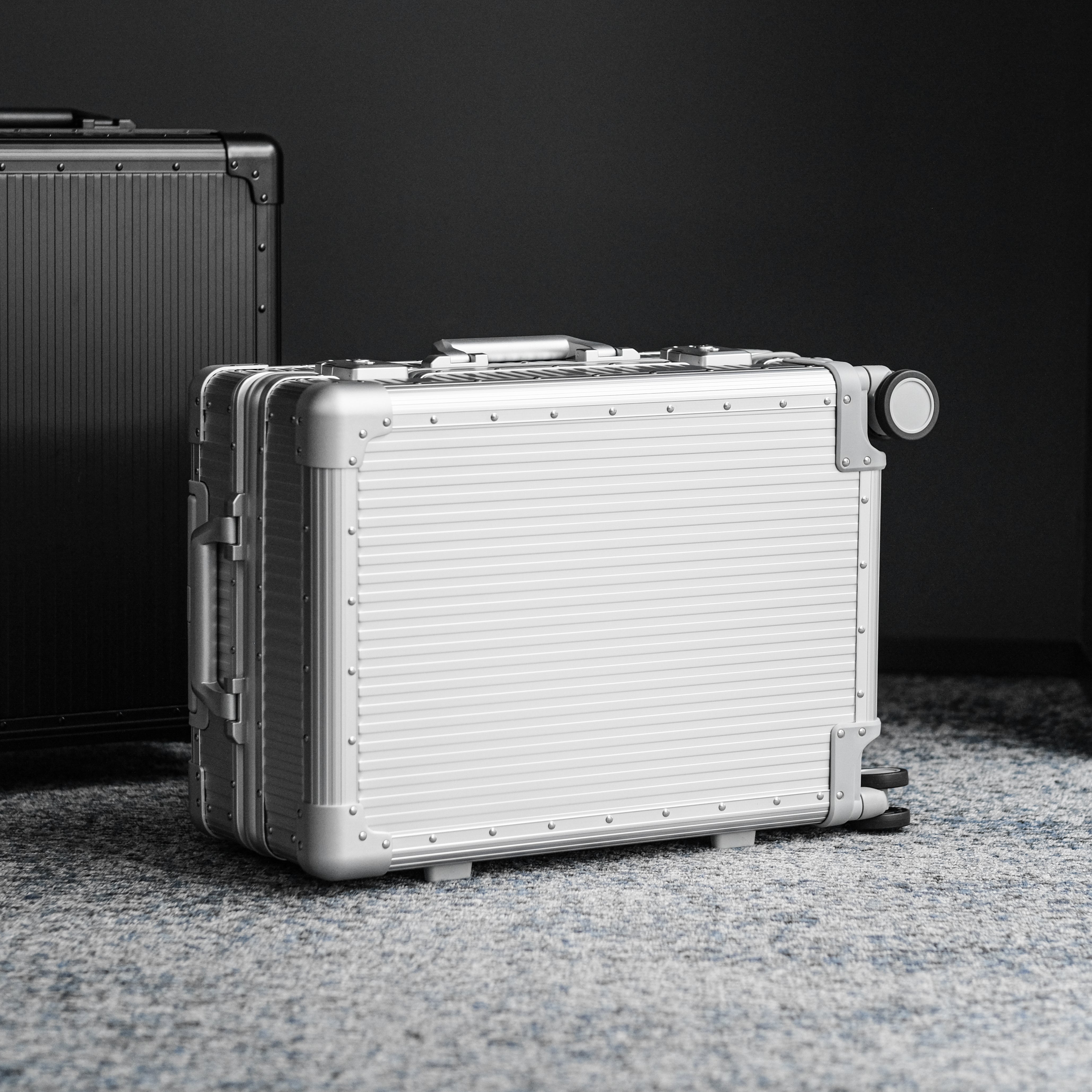 【LUCKY VNJP】オーストリッチ　スーツケース LUCKY VNJP】オーストリッチ スーツケース 楽天市場】【最大55倍