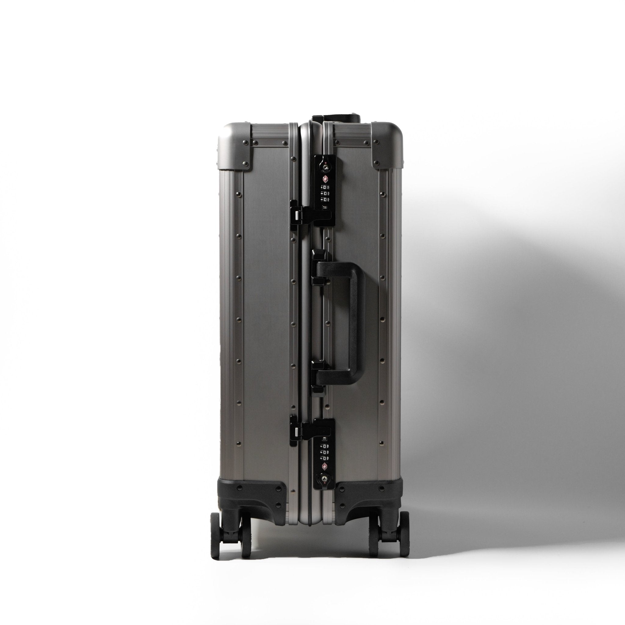 Titanium Suitcase OP.22 (Luminous) - OPUS